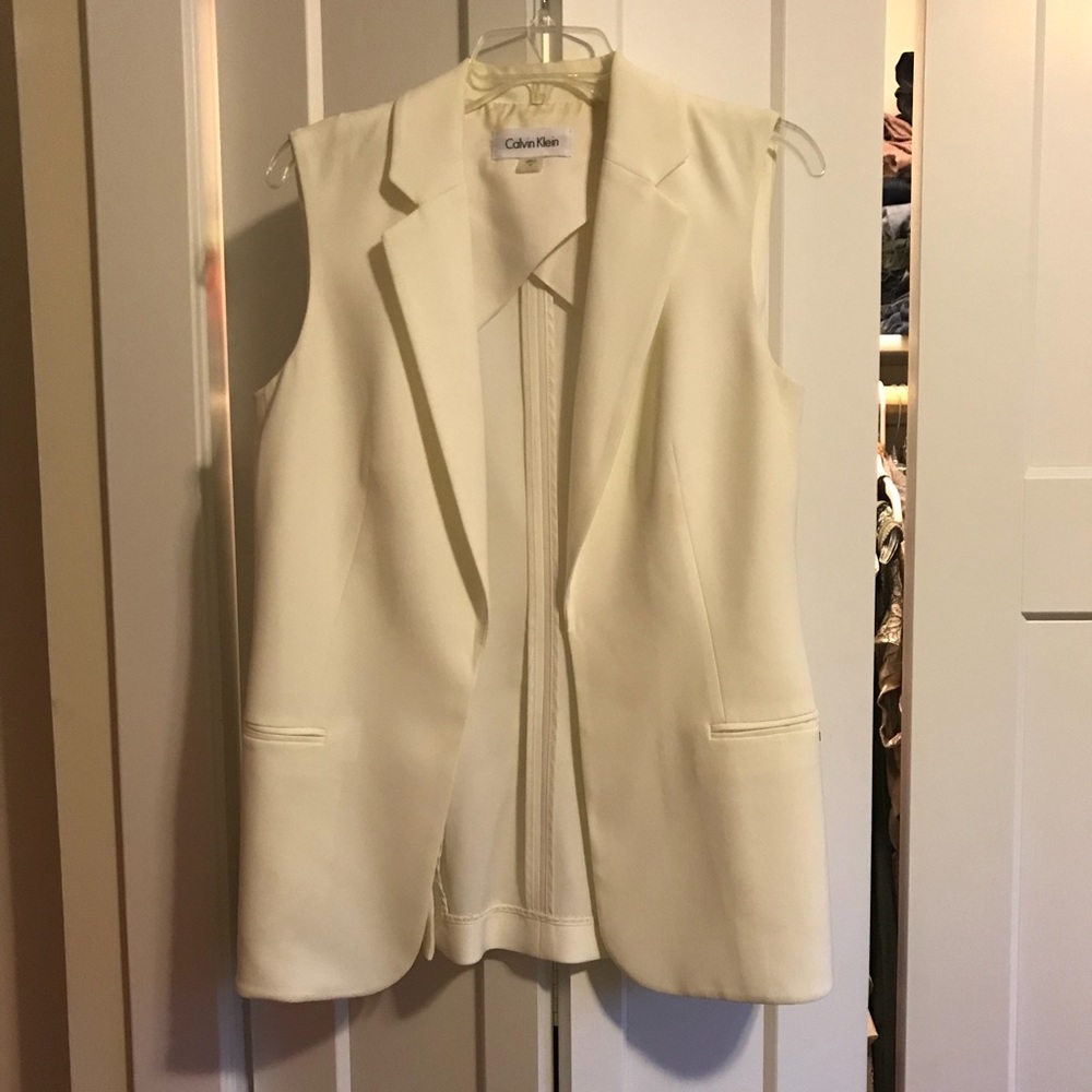 White Calvin Klein Sleeveless Blazer/Vest 💟